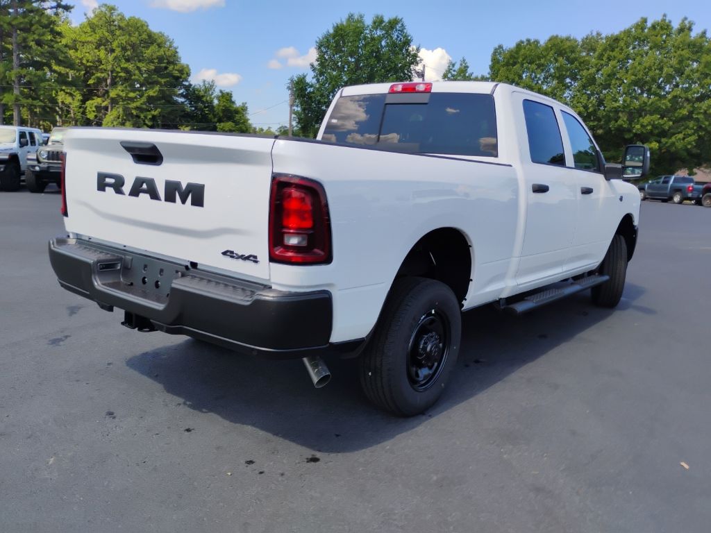 2027 Ram 2500 Tradesman photo 5