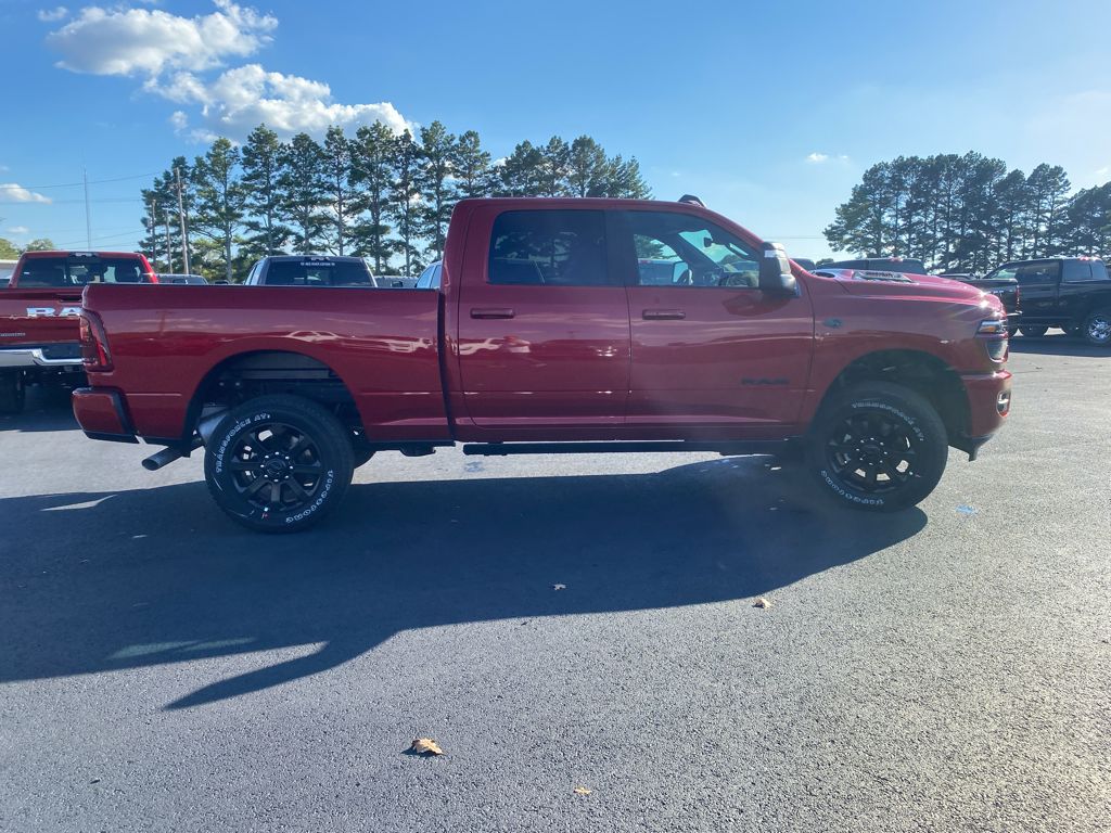 2027 Ram 2500 Laramie photo 4