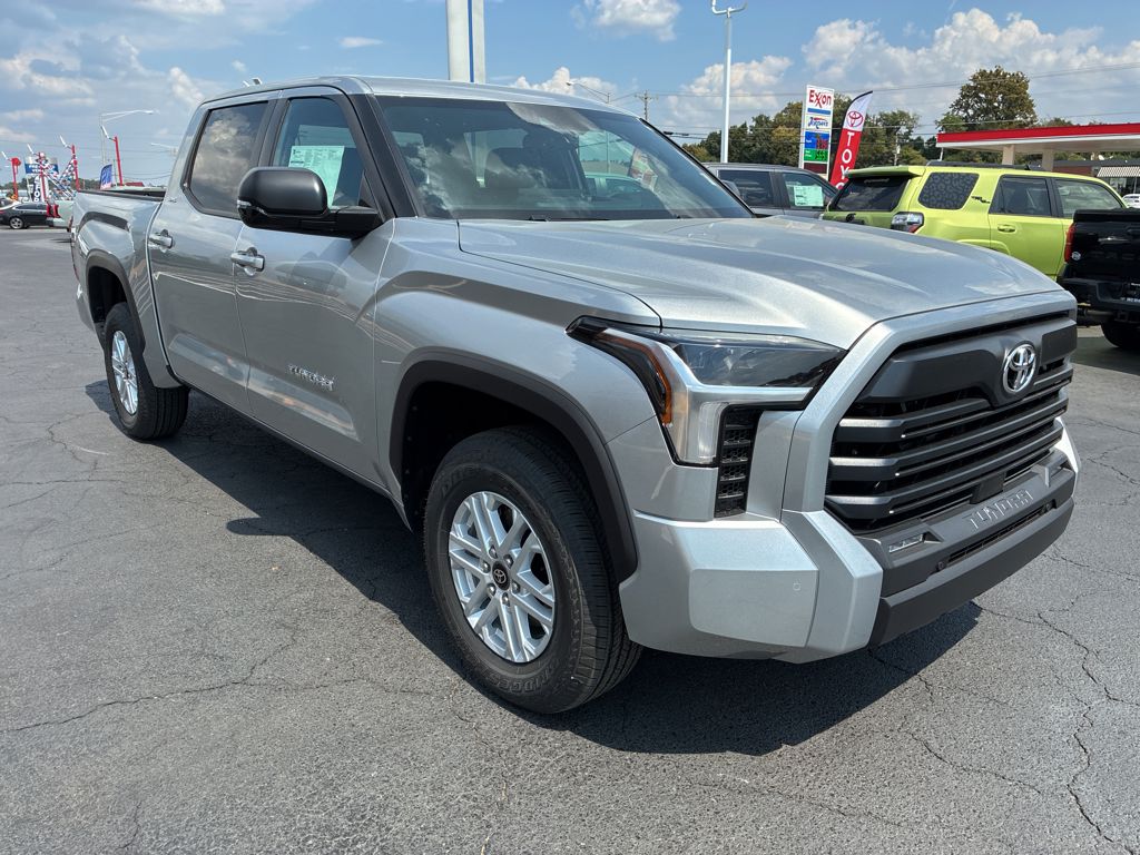2026 Toyota Tundra SR5 photo 4