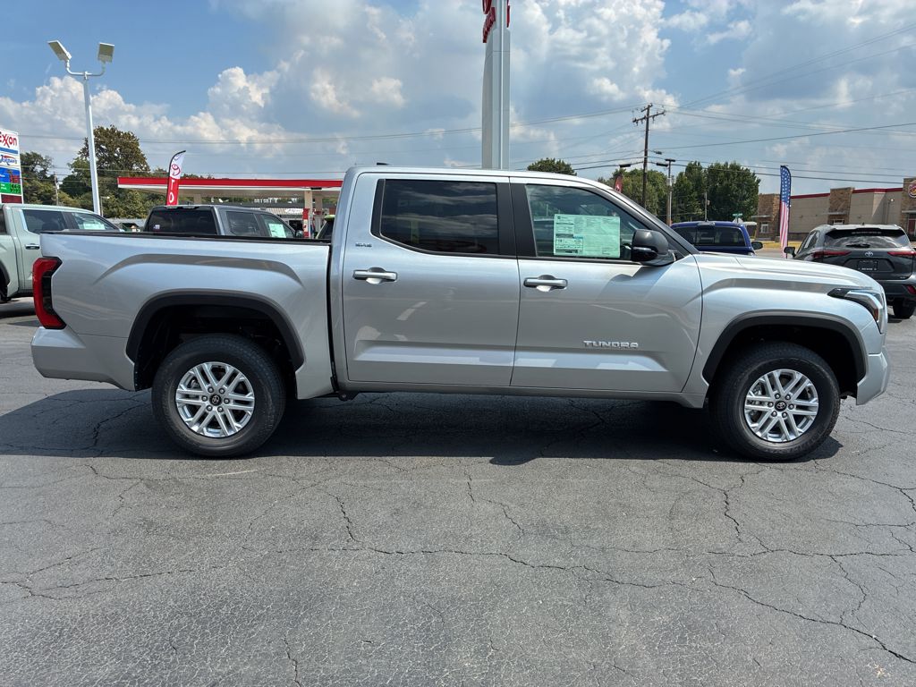 2026 Toyota Tundra SR5 photo 5