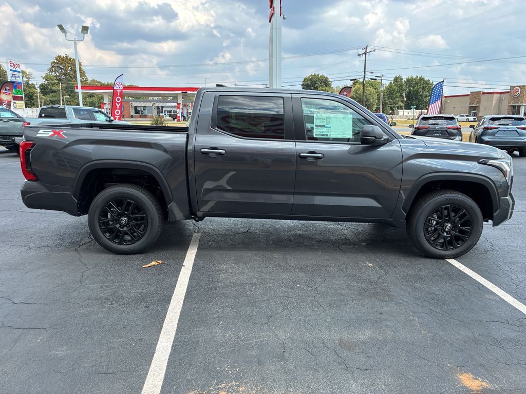2026 Toyota Tundra SR5 photo 5