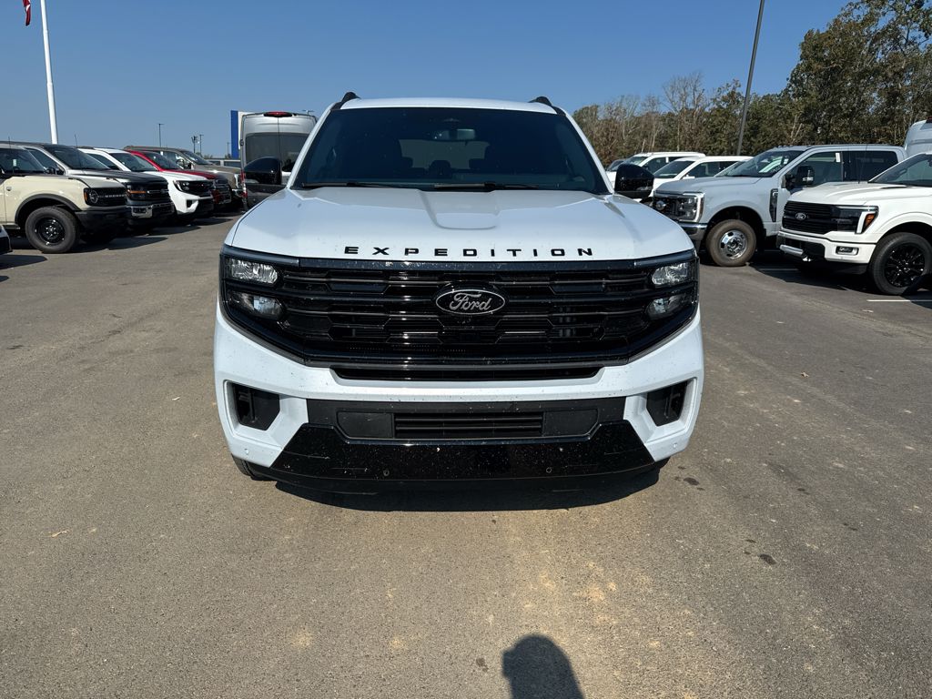 2026 Ford Expedition Platinum photo 2