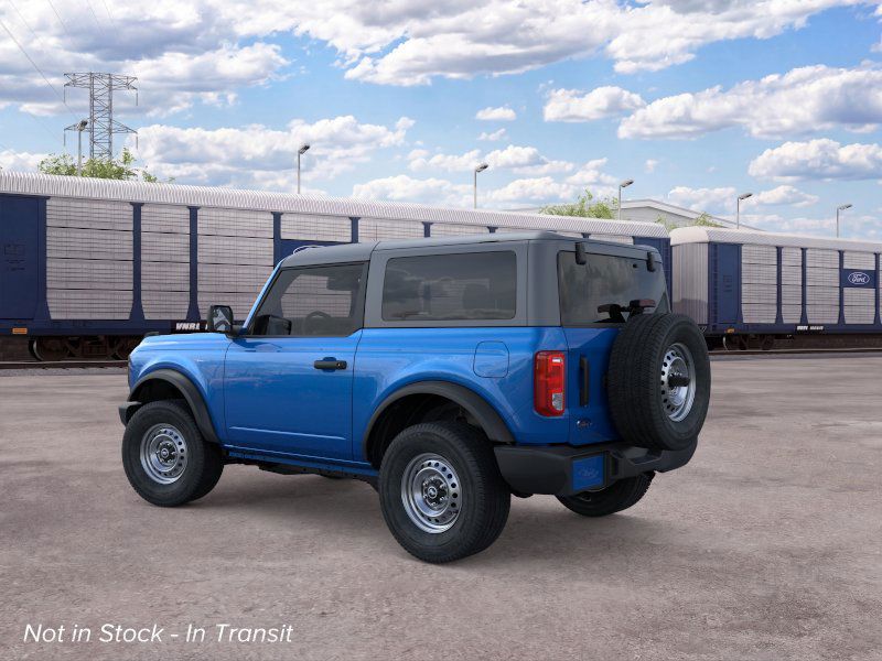 2026 Ford Bronco Base photo 4