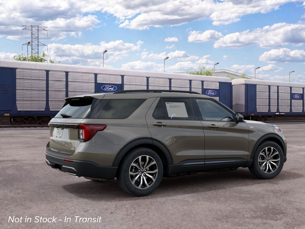 2027 Ford Explorer ST-Line photo 6