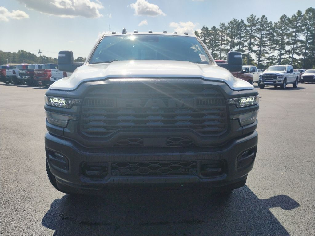 2026 Ram 2500 Tradesman photo 2