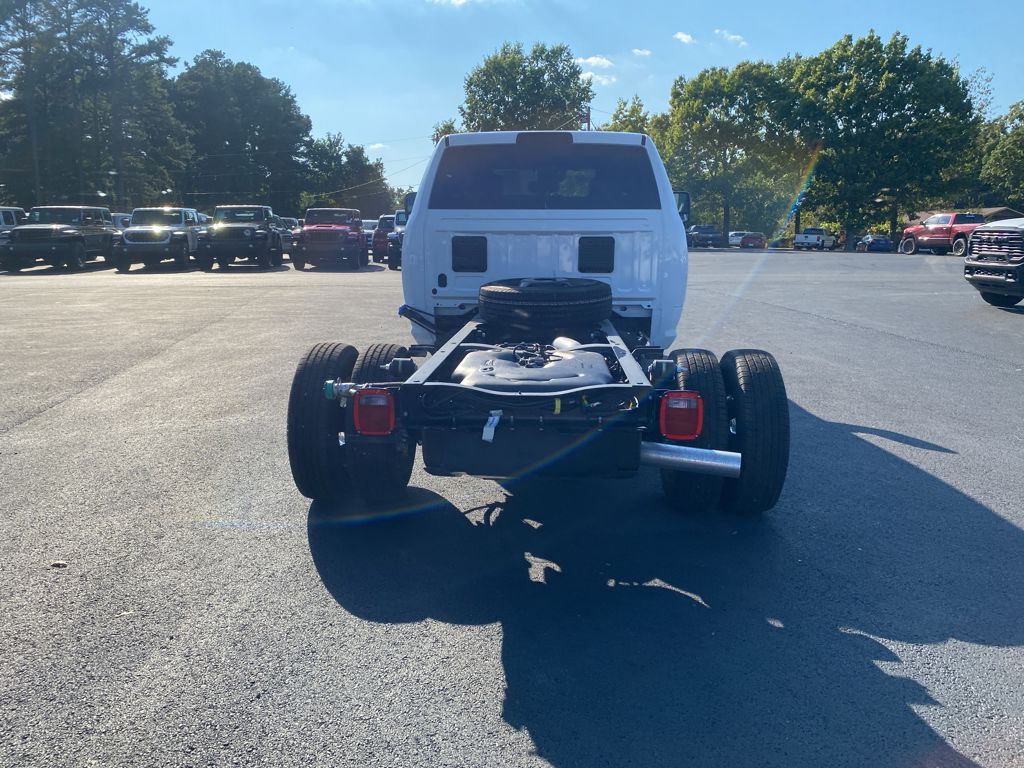 2026 Ram 3500 Chassis Tradesman photo 6