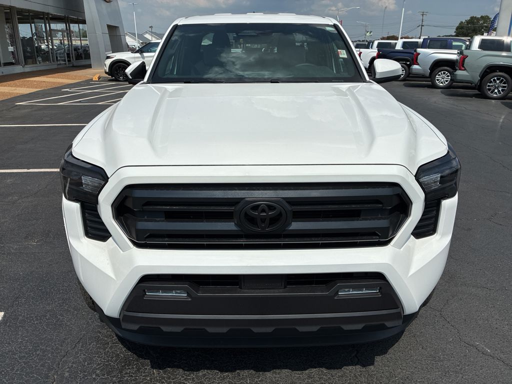 2026 Toyota Tacoma SR5 photo 3