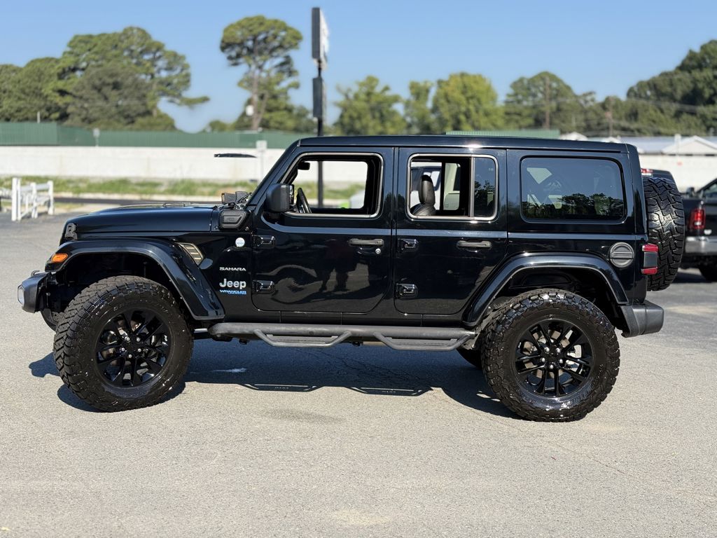2021 Jeep Wrangler 4xe Unlimited Sahara photo 4