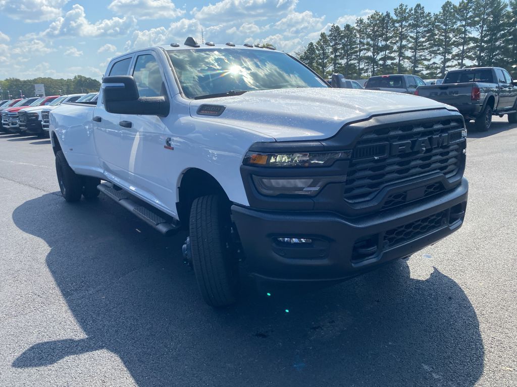 2027 Ram 3500 Tradesman photo 3