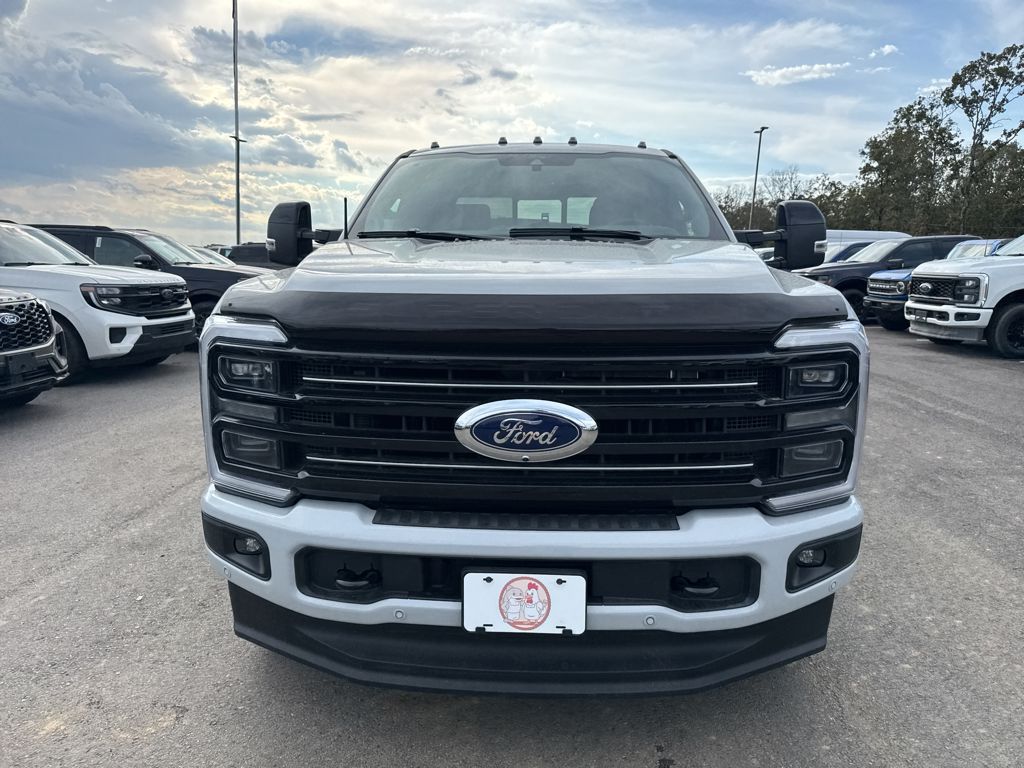 2026 Ford F-250 Platinum photo 2