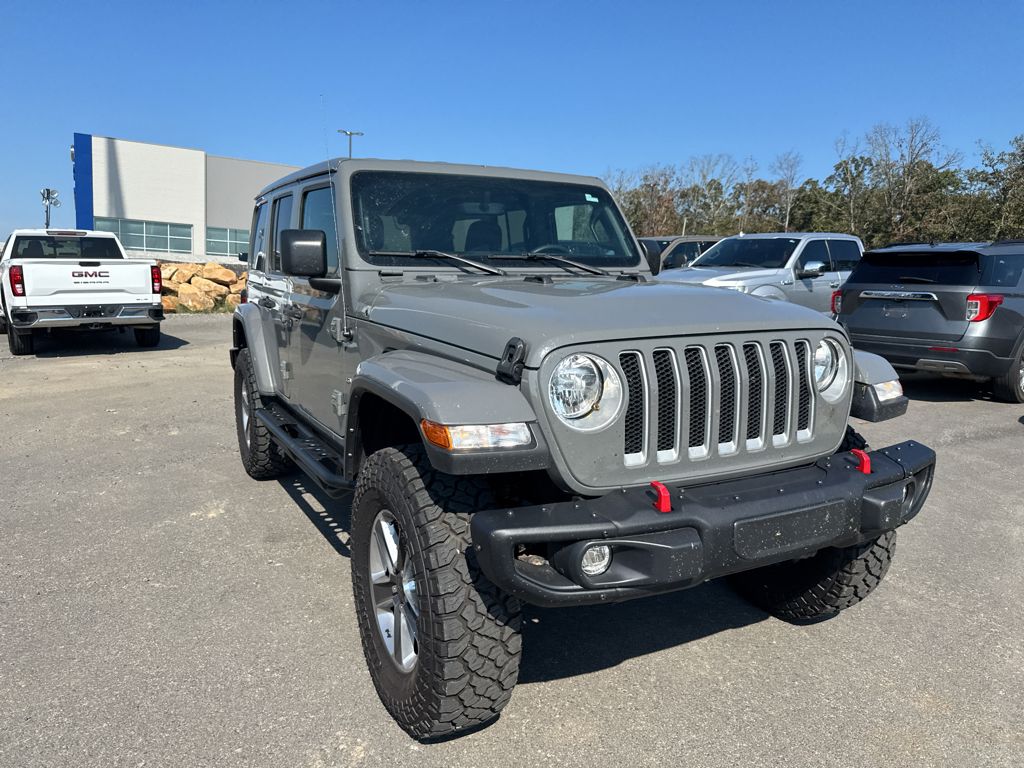 2023 Jeep Wrangler Sahara photo 3