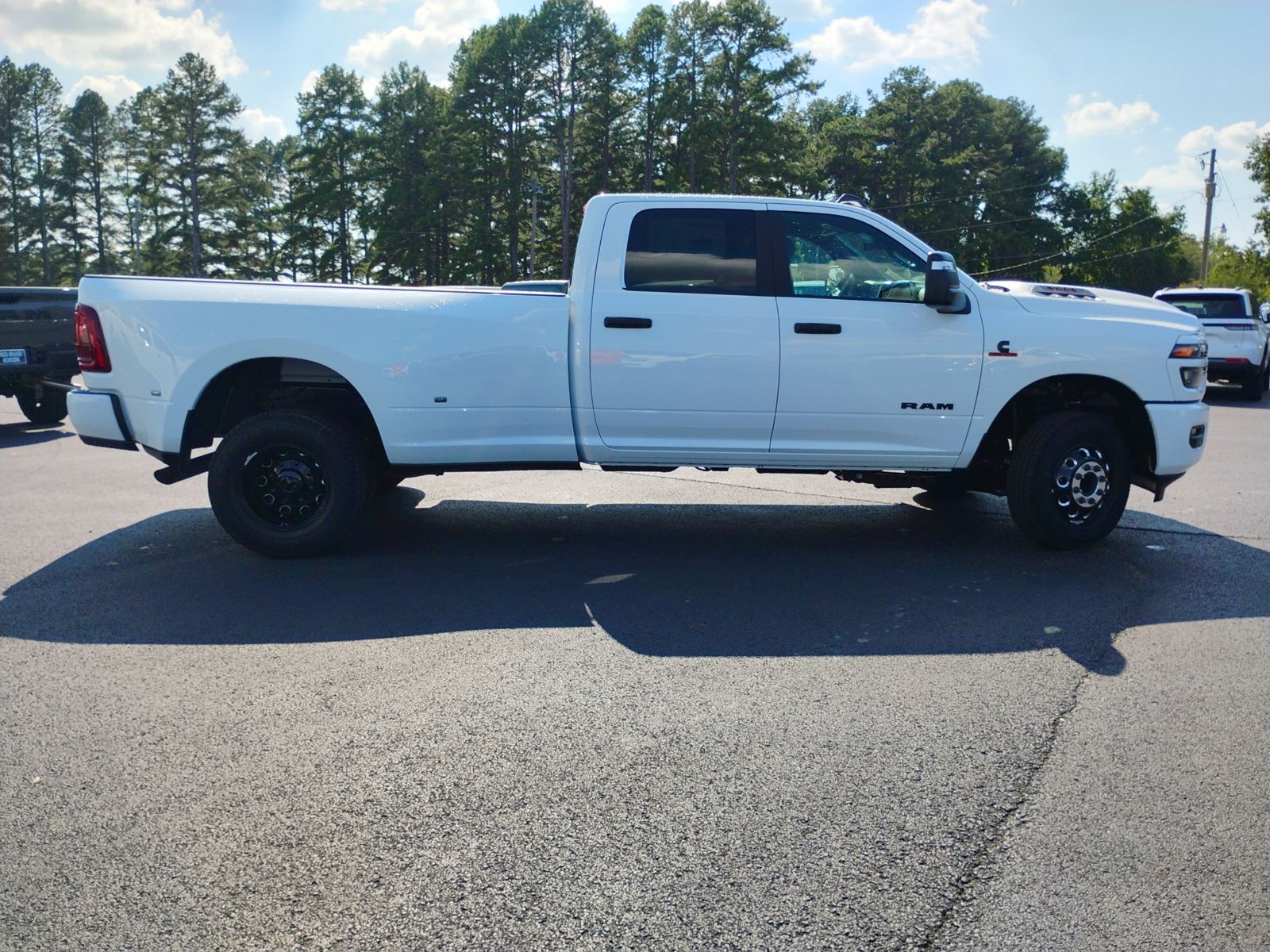 2027 Ram 3500 Big Horn photo 4