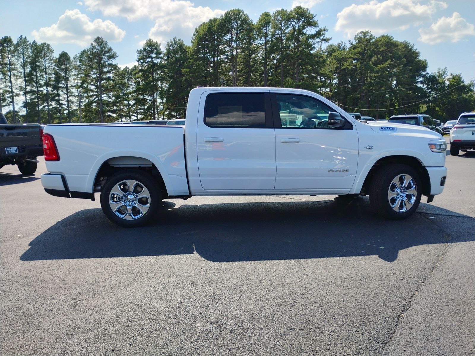 2027 Ram 1500 Big Horn photo 4