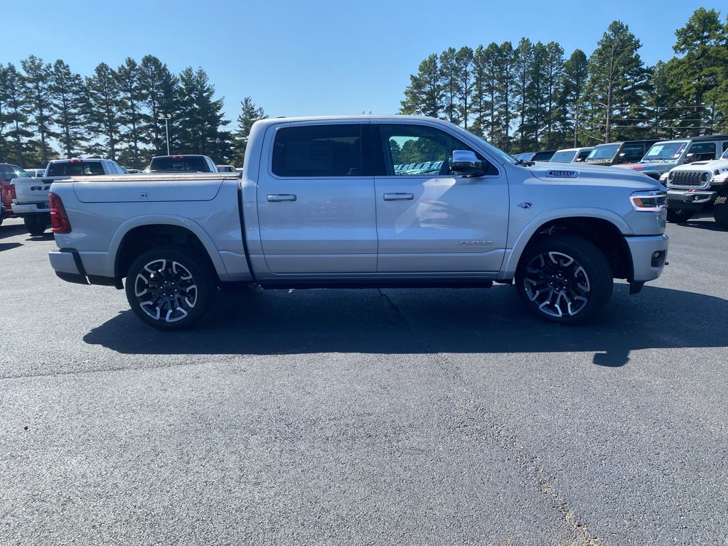 2027 Ram 1500 Longhorn photo 4