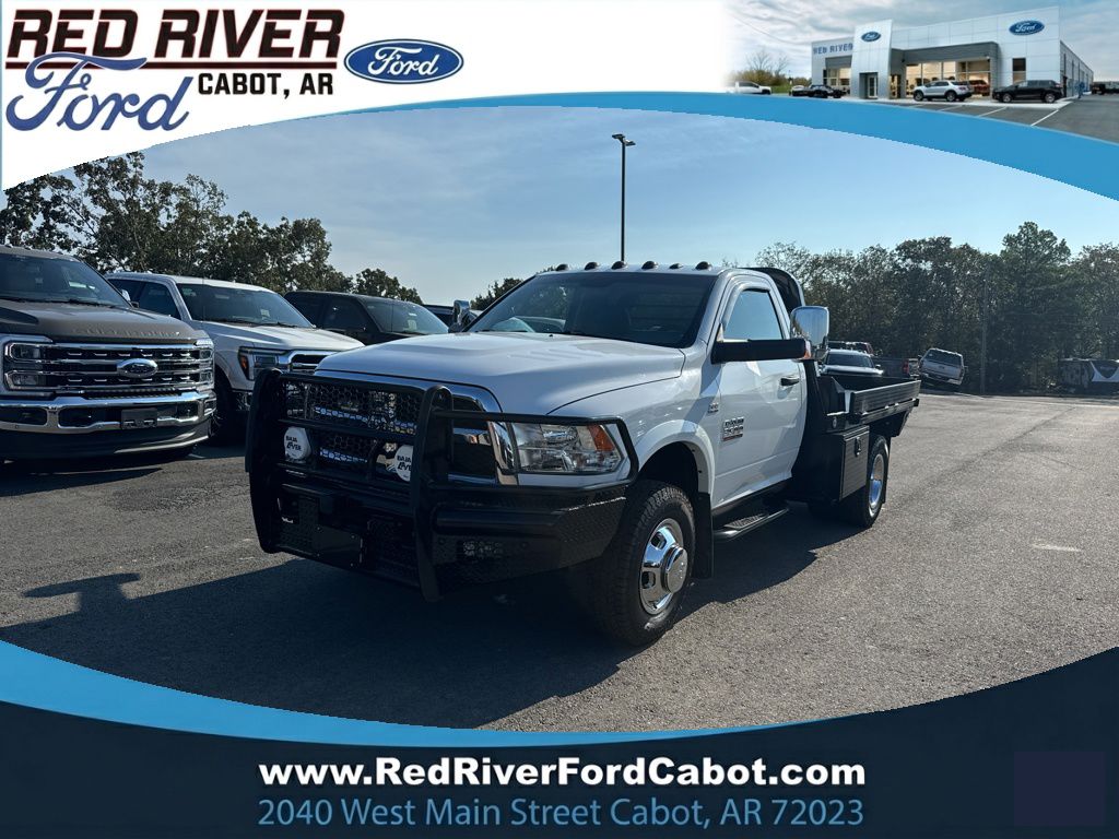 2018 Ram 3500 Chassis Tradesman photo 1