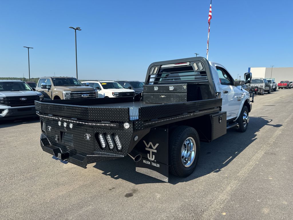 2018 Ram 3500 Chassis Tradesman photo 5