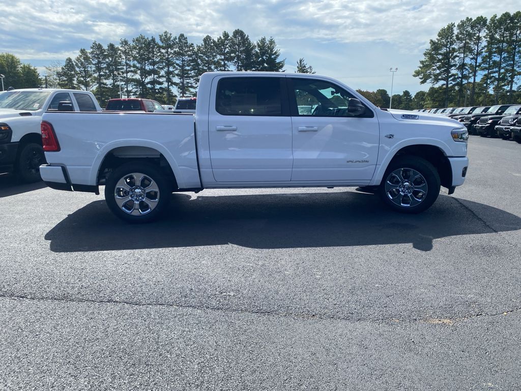 2027 Ram 1500 Big Horn photo 3