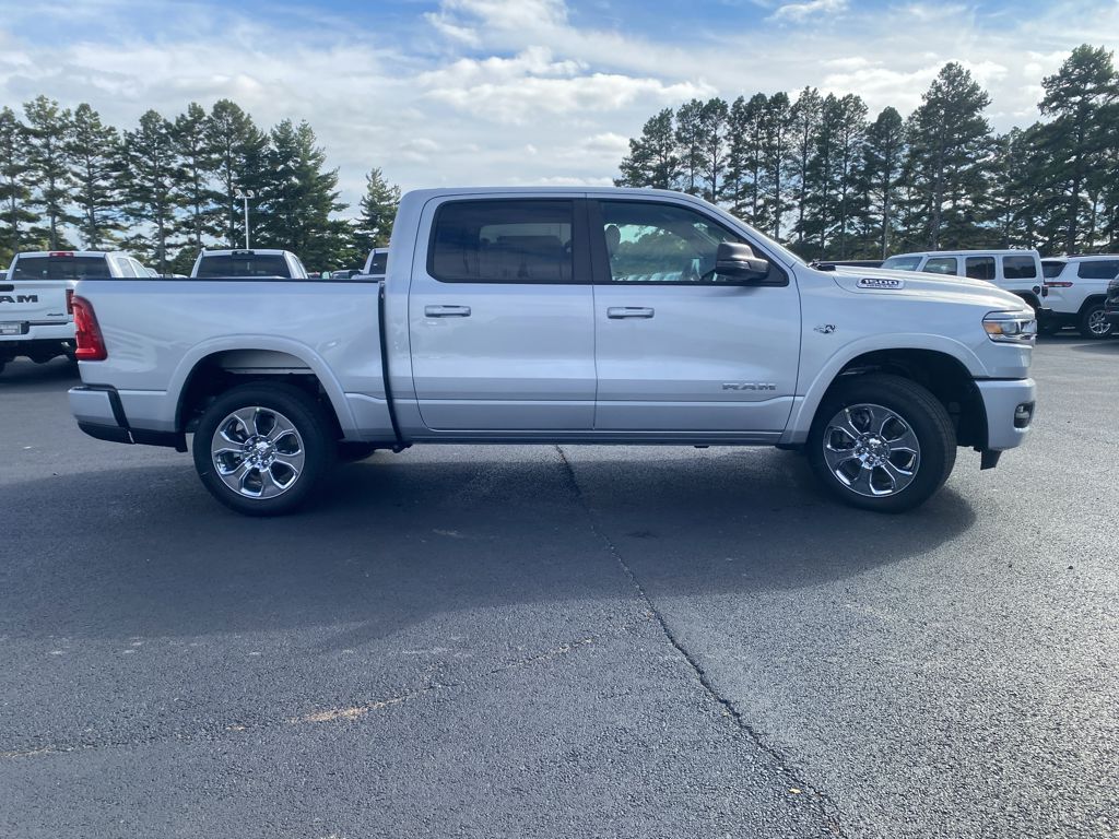 2027 Ram 1500 Big Horn photo 4
