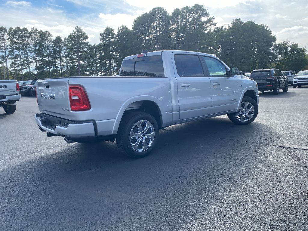 2027 Ram 1500 Big Horn photo 5