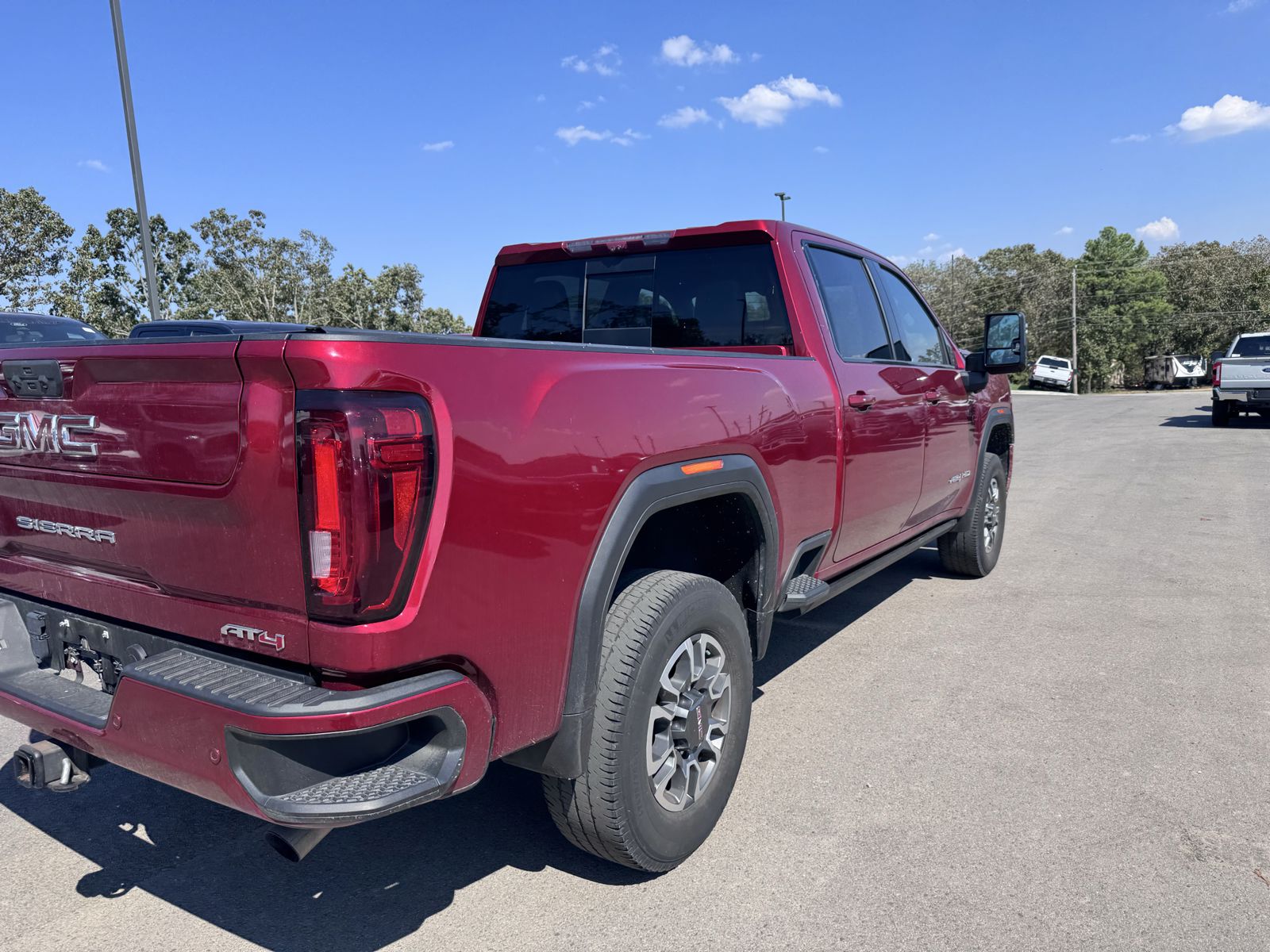 2023 GMC Sierra AT4 photo 5