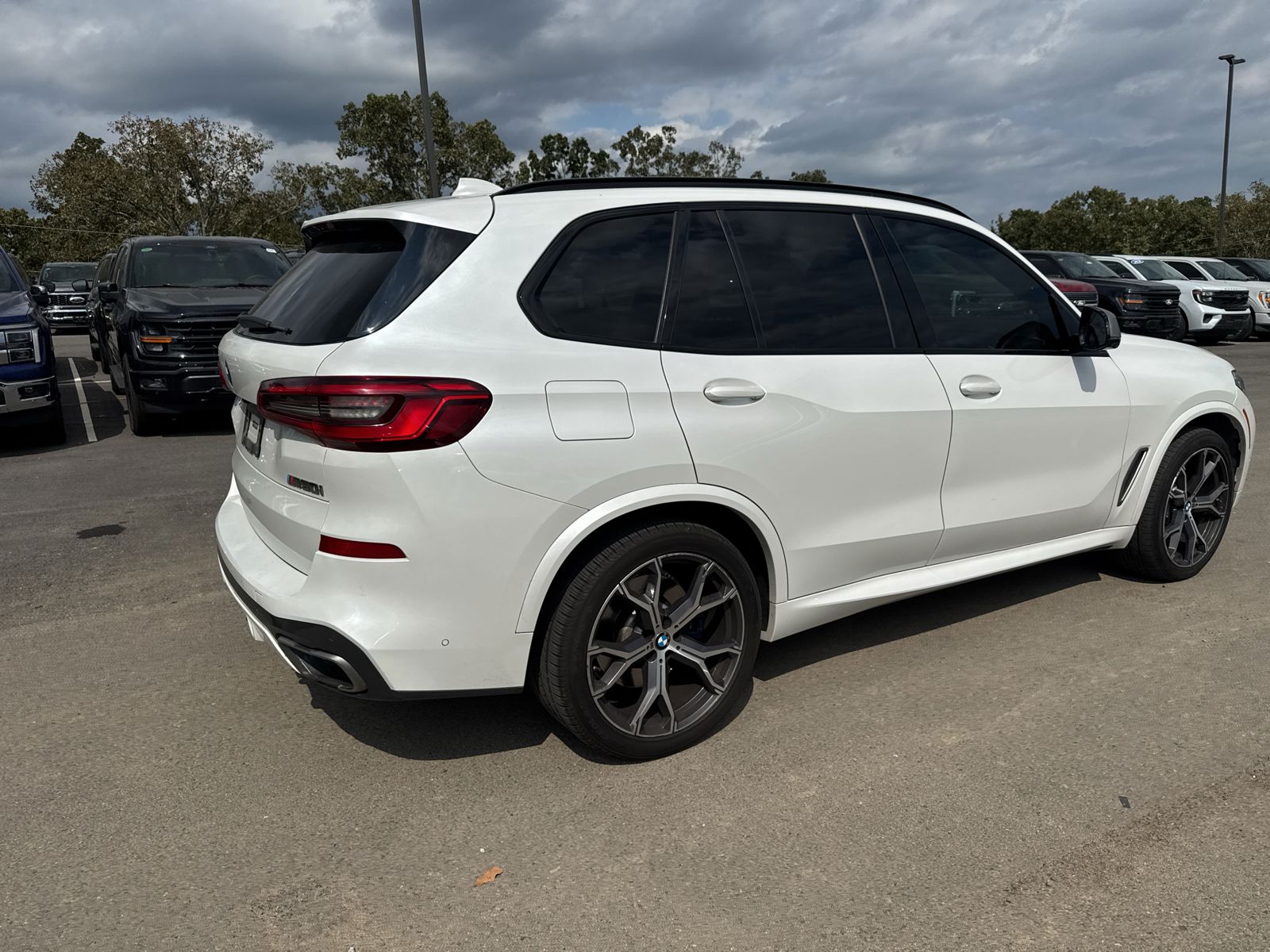 2020 BMW X5 M50i photo 5