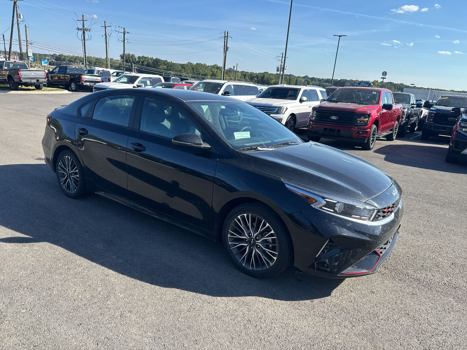 2024 Kia Forte GT-Line photo 4
