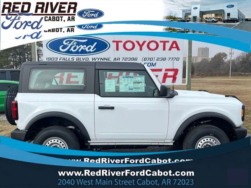 2025 Ford Bronco Base photo