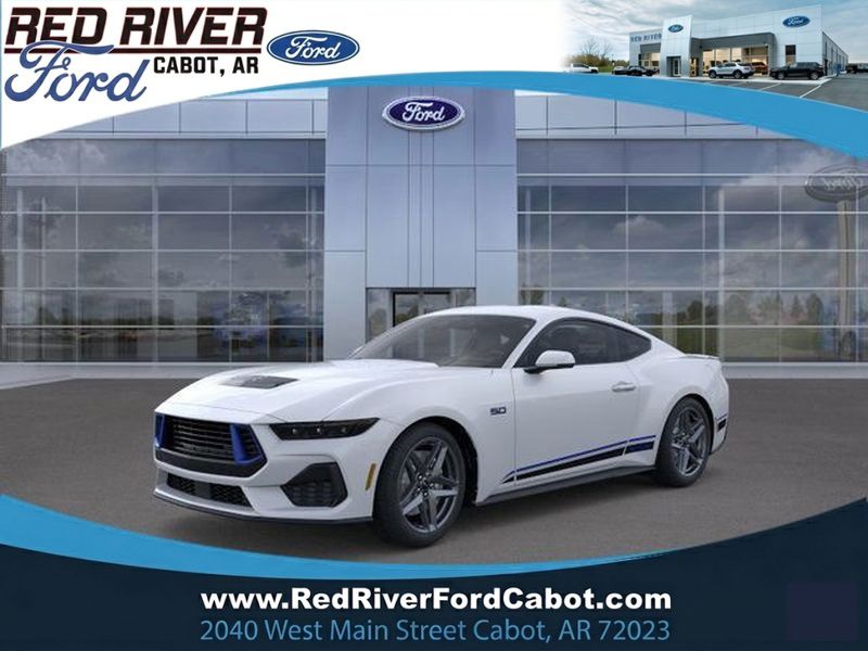 2025 Ford Mustang GT Premium photo