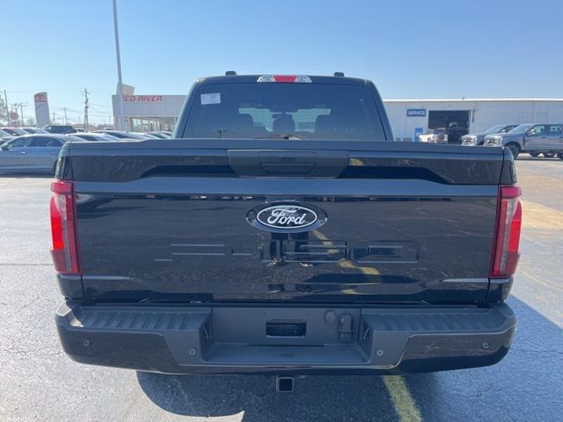 2026 Ford F-150 XLT photo 5