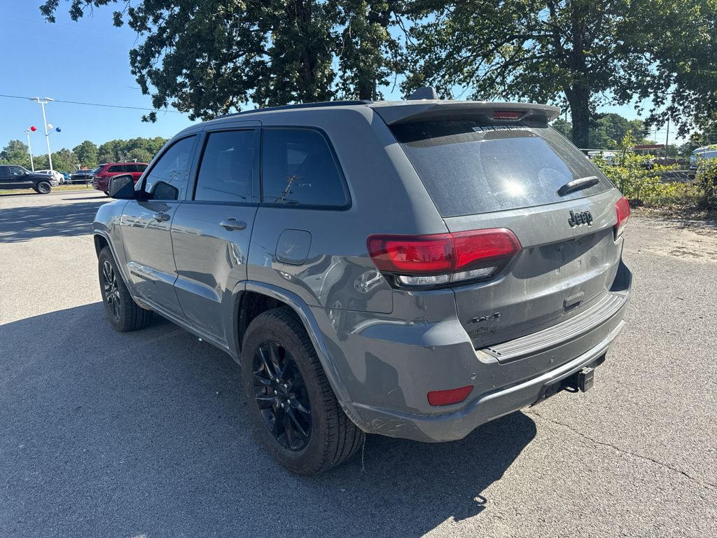 2020 Jeep Grand Cherokee Altitude photo 4