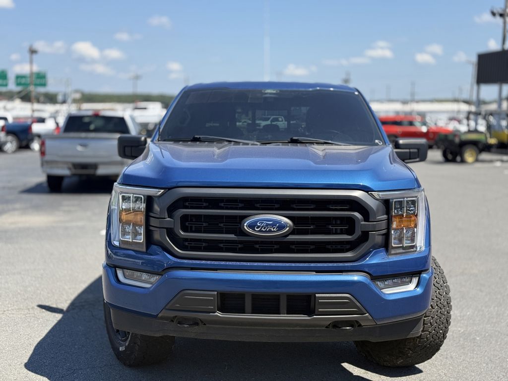 2022 Ford F-150 XLT photo 2