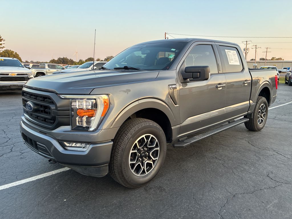 2023 Ford F-150 XLT photo 1