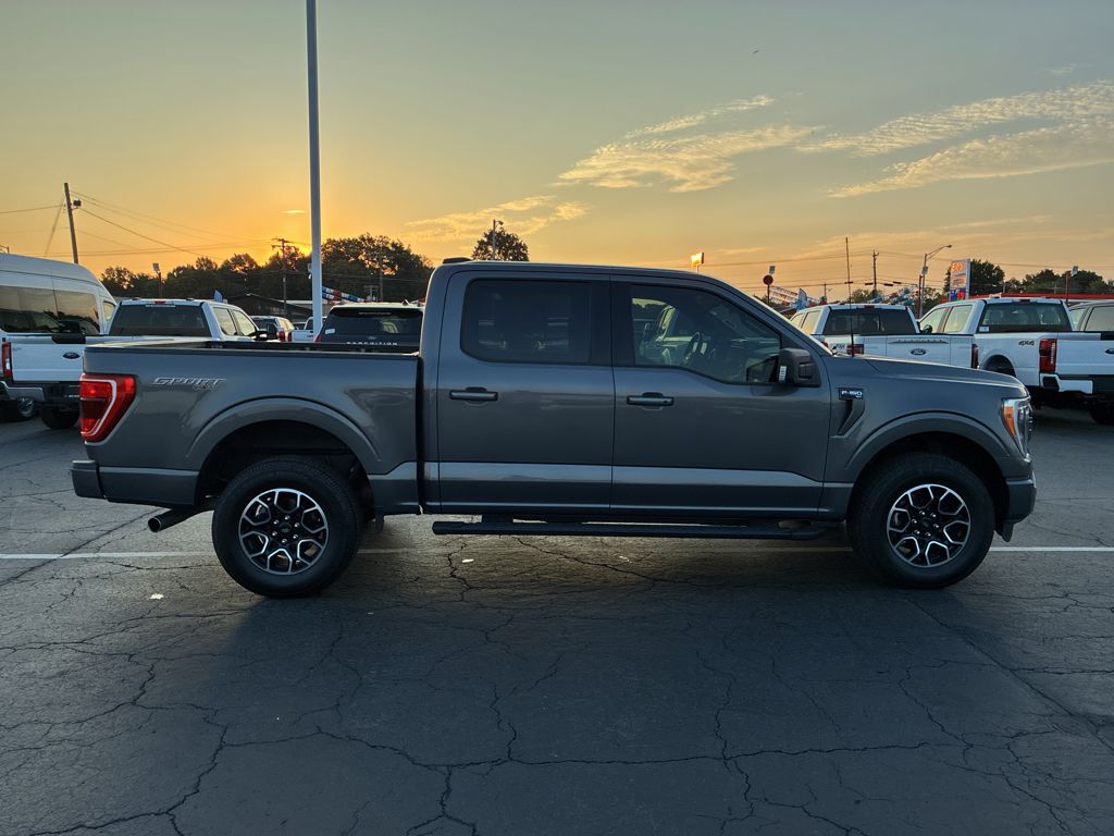 2023 Ford F-150 XLT photo 4