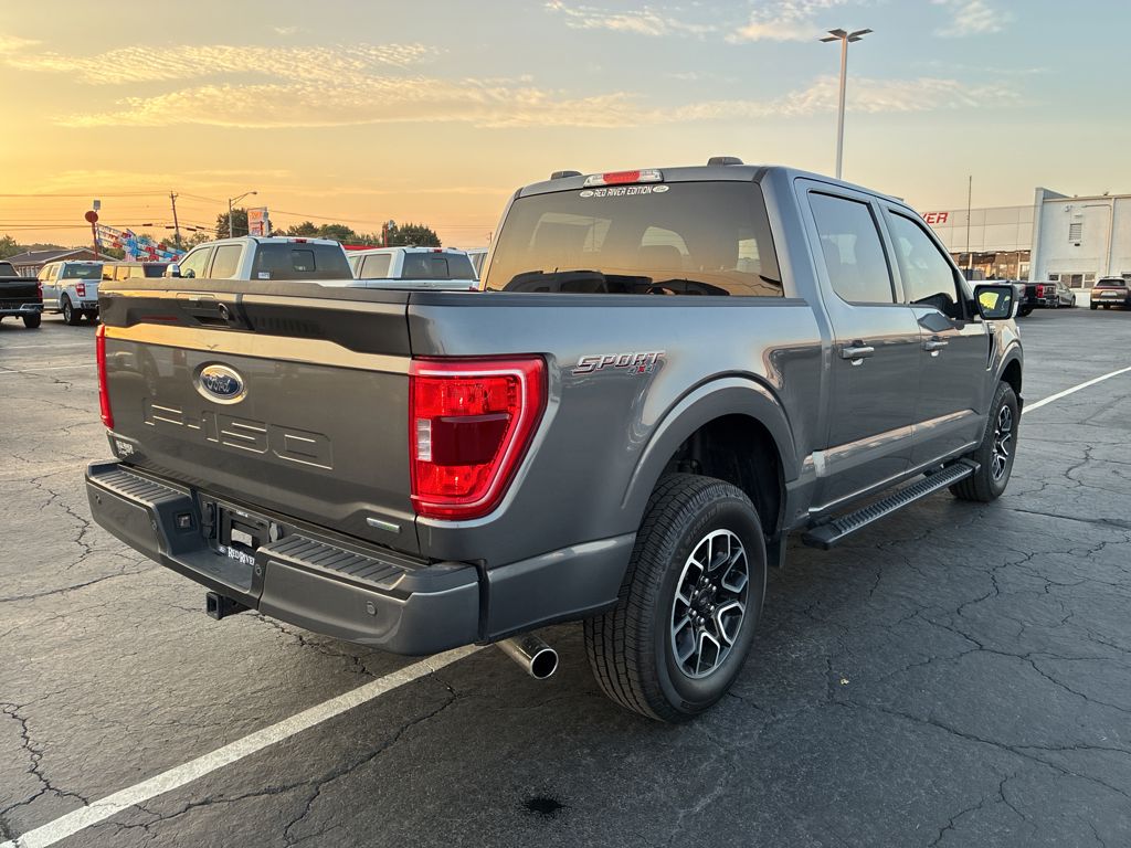 2023 Ford F-150 XLT photo 5