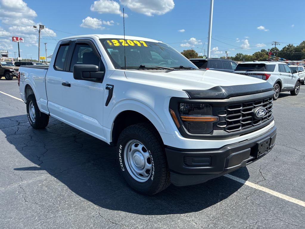 2024 Ford F-150 XL photo 3