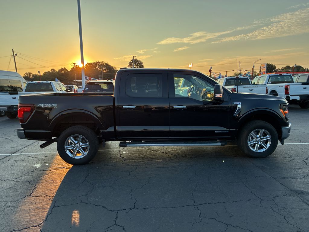 2024 Ford F-150 XLT photo 4
