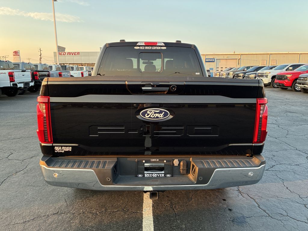 2024 Ford F-150 XLT photo 6