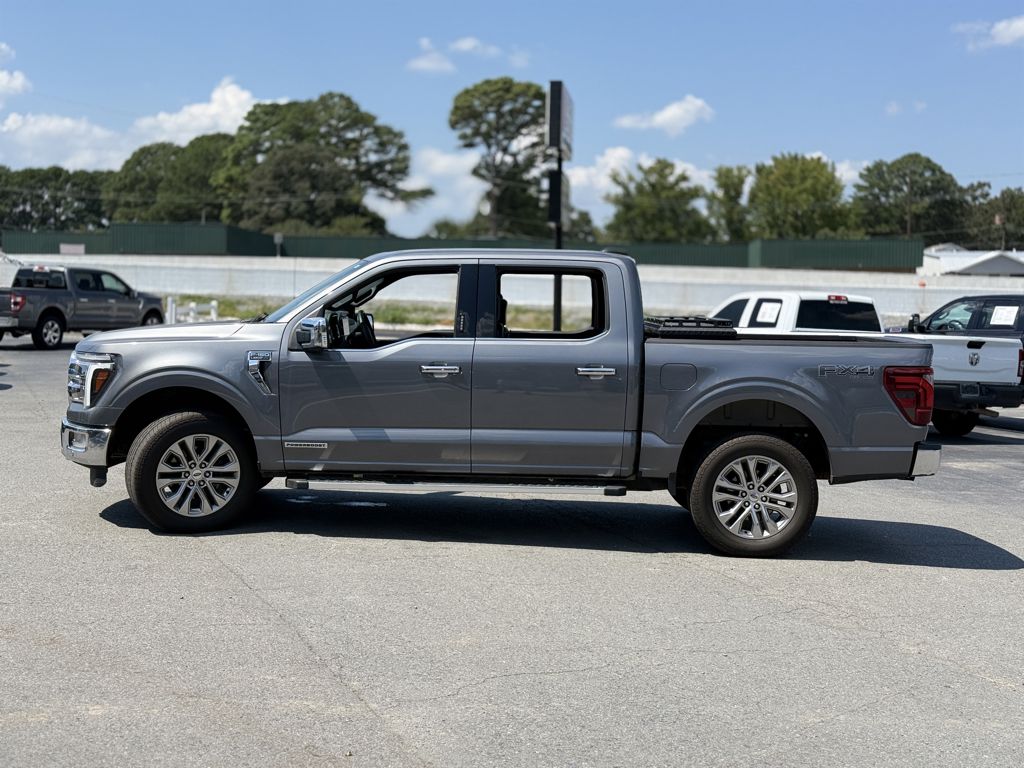 2024 Ford F-150 LARIAT photo 4