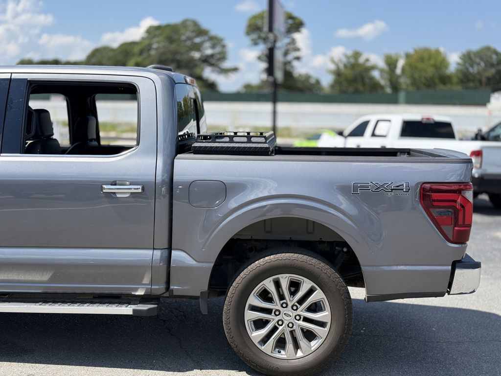 2024 Ford F-150 LARIAT photo 6