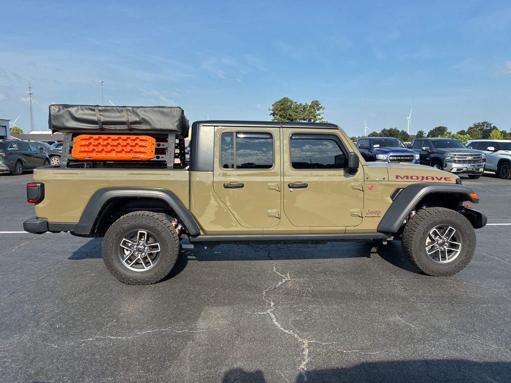 2025 Jeep Gladiator Mojave photo 4