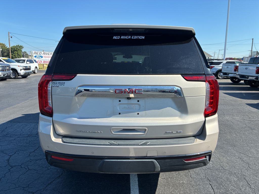 2023 GMC Yukon SLE photo 6