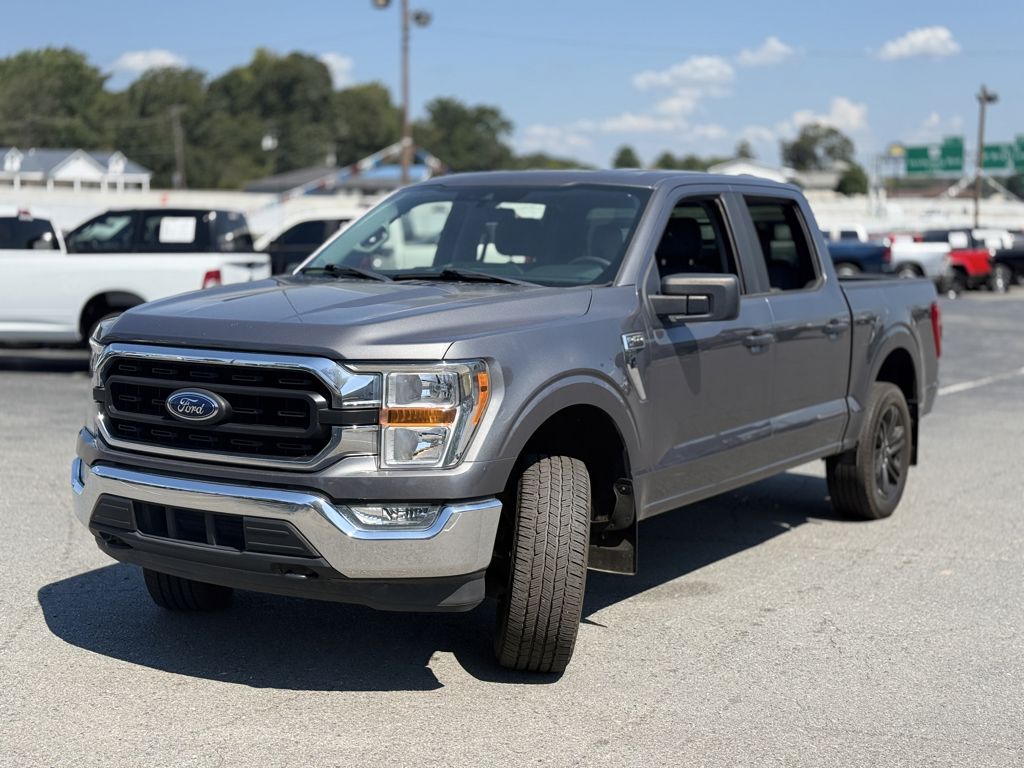 2021 Ford F-150 XLT photo 3