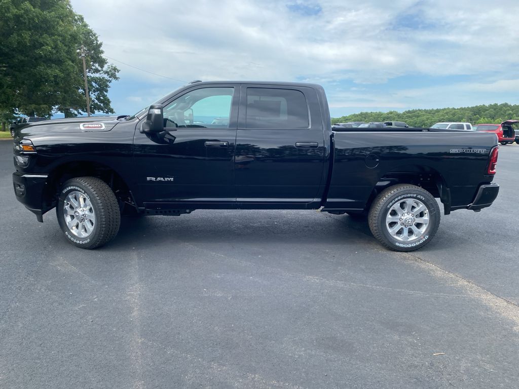 2026 Ram 2500 Big Horn photo 4