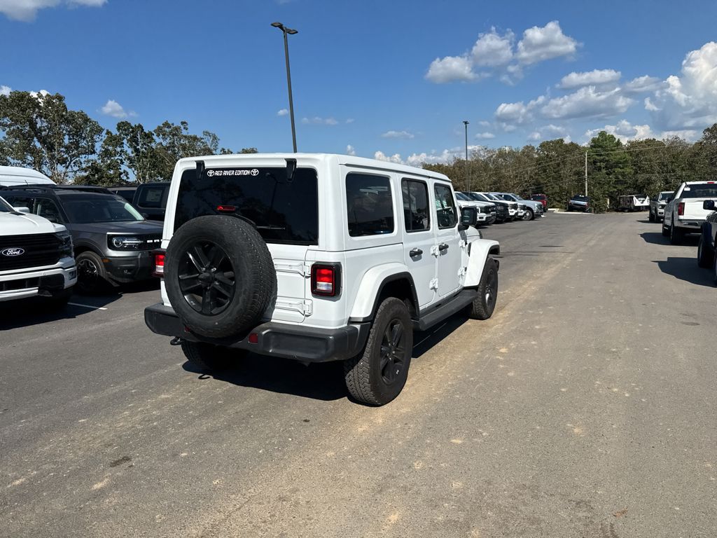 2021 Jeep Wrangler Unlimited Sahara Altitude photo 5