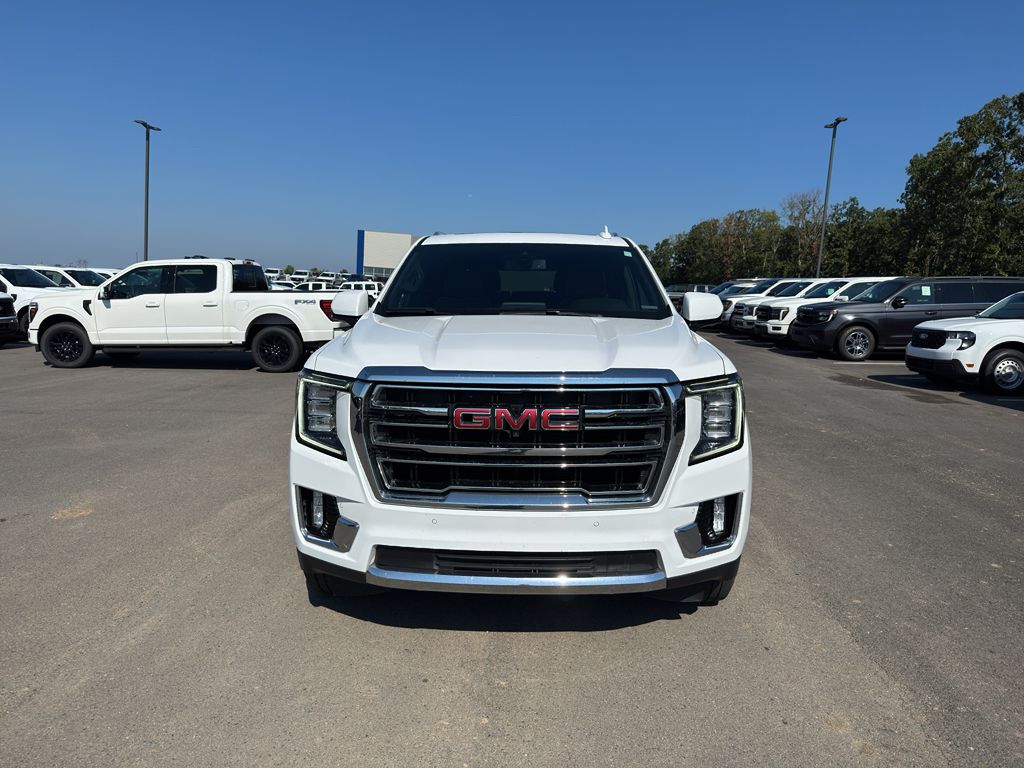 2022 GMC Yukon XL SLT photo 2