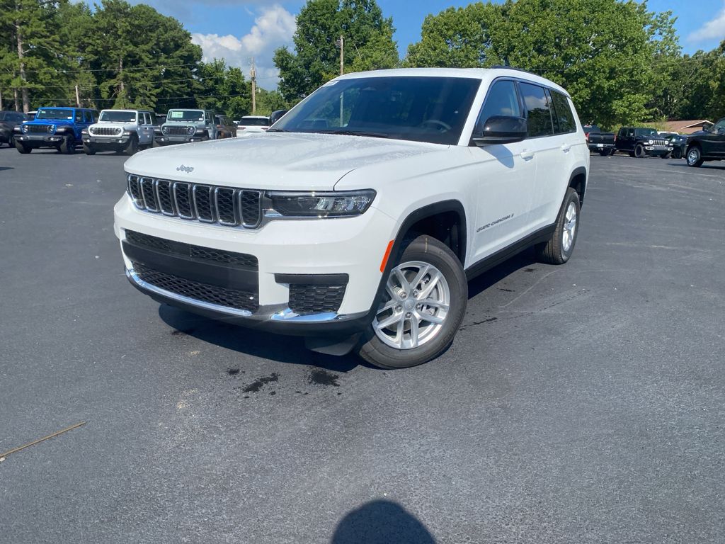 2026 Jeep Grand Cherokee L Laredo X photo 1