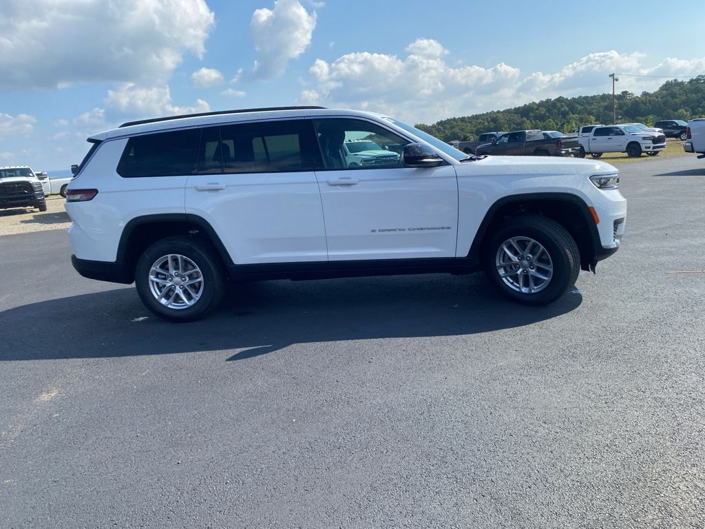 2026 Jeep Grand Cherokee L Laredo X photo 4