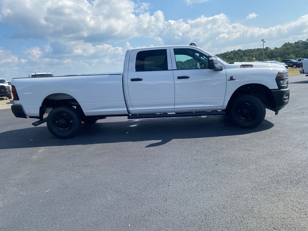 2026 Ram 2500 Tradesman photo 4