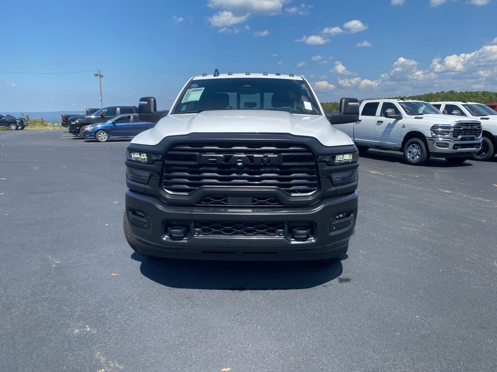 2026 Ram 3500 Tradesman photo 2