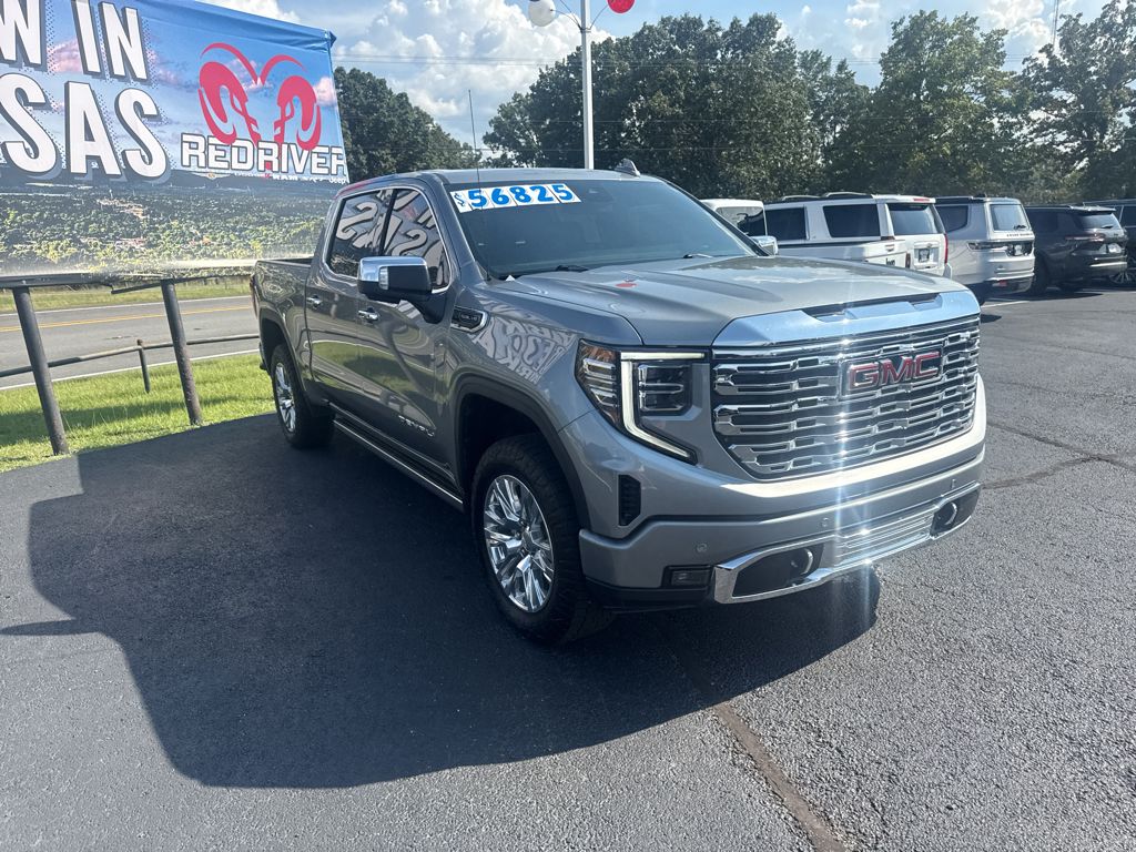 2024 GMC Sierra Denali photo 3
